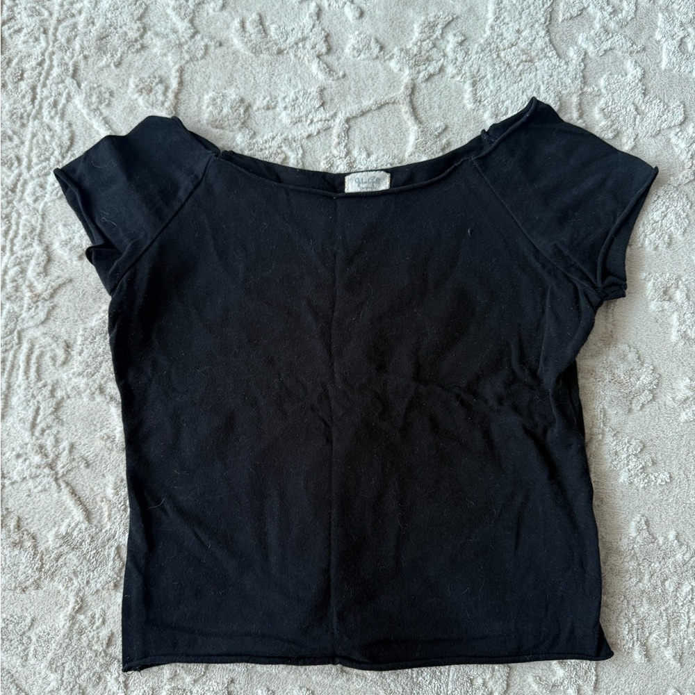 Black Women's Scoop Neck Tee